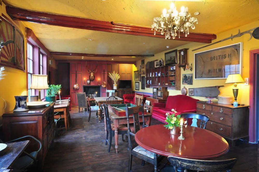 Black Swan Hotel Devizes Exterior foto